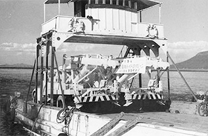 1960: Delivers company's first hydraulic crane exports (four OC-5 truck cranes) to Indonesia.