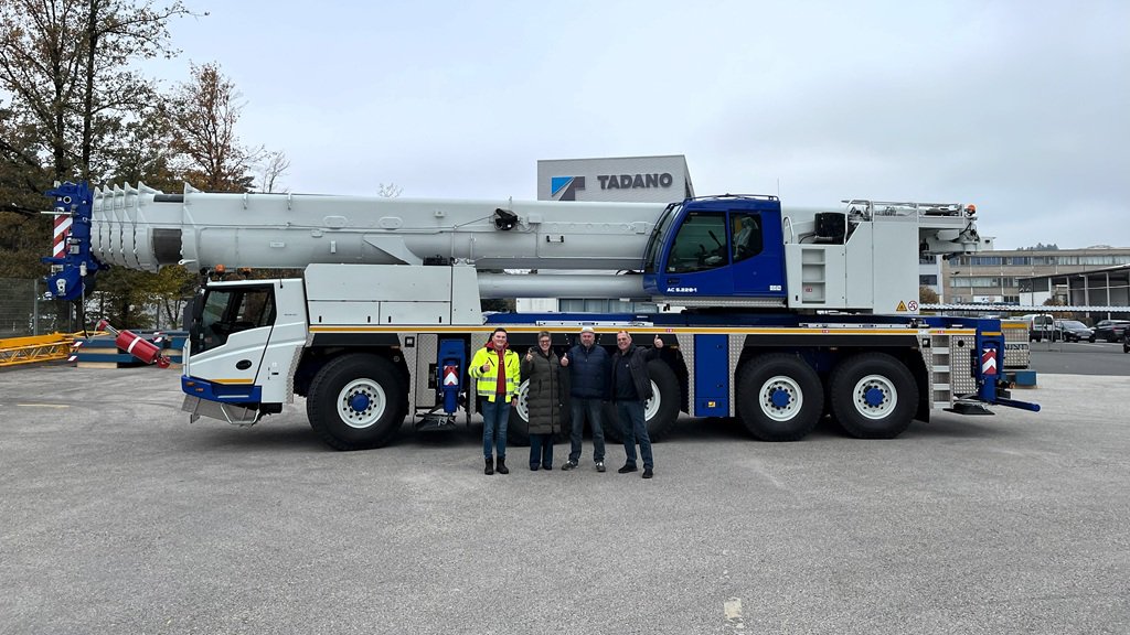 Hartzschel-Tadano-AC-5.220-1-Handover