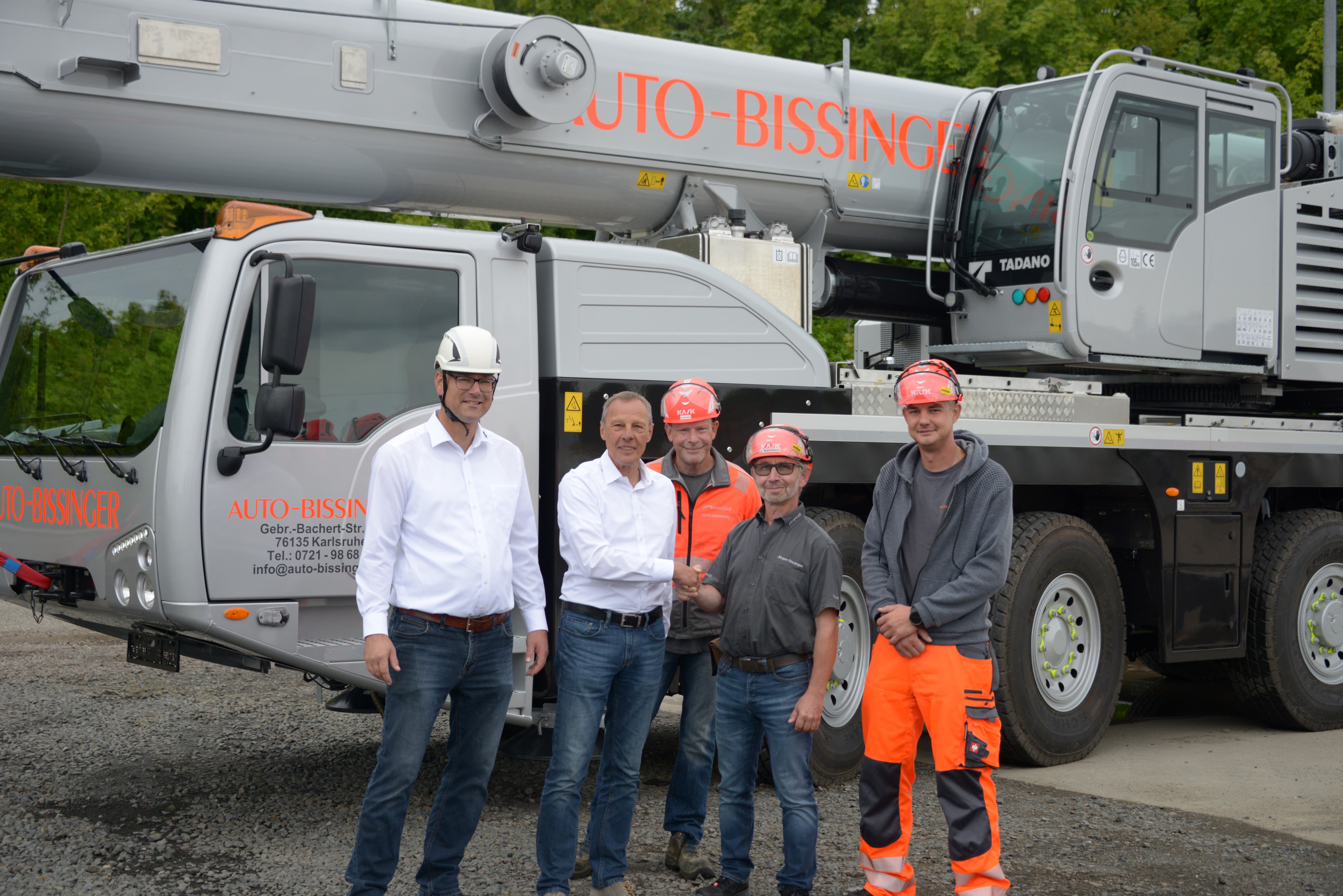 img_tadano_AC 4.100L-1_Bissinger_handover-1