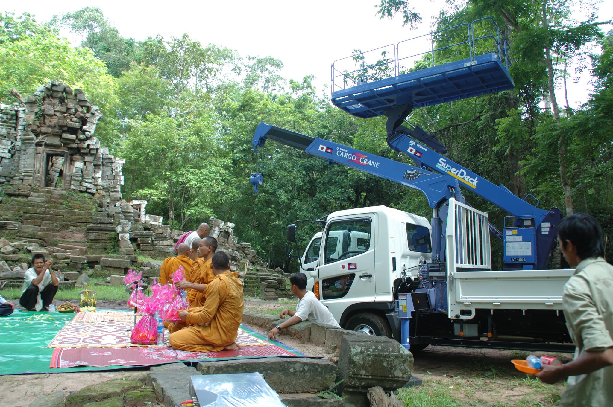Equipment donatedfor the restoration of Angkor, Cambodia
