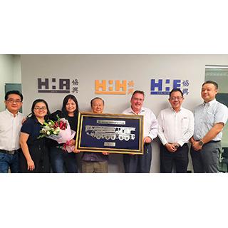 Hiap Heng Heavyequipment takes second delivery of ATF 220G-5 in Singapore